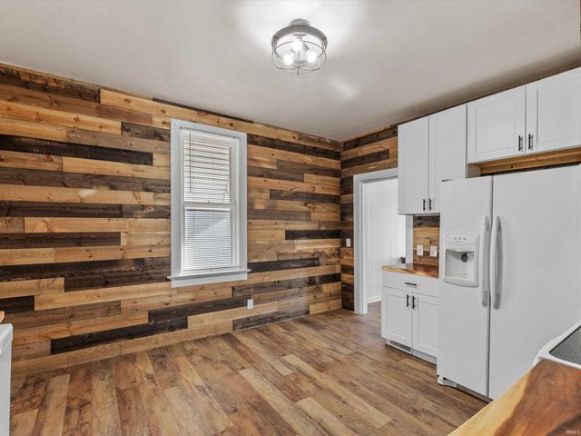 3215 Forest Avenue, Evansville, IN 47712