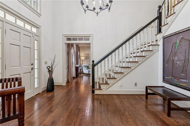 5460 E Idlewood Lane, Atlanta, GA 30327