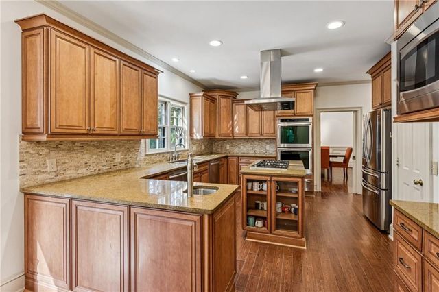 5460 E Idlewood Lane, Atlanta, GA 30327