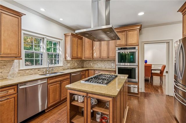 5460 E Idlewood Lane, Atlanta, GA 30327