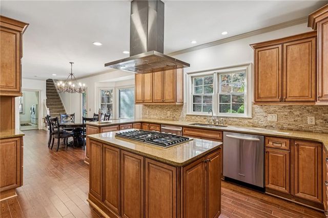 5460 E Idlewood Lane, Atlanta, GA 30327