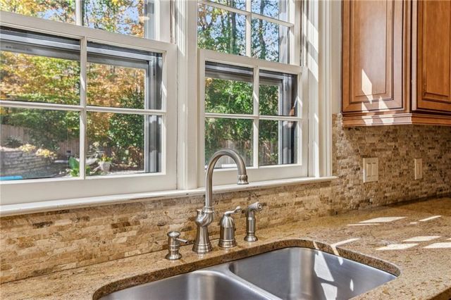 5460 E Idlewood Lane, Atlanta, GA 30327