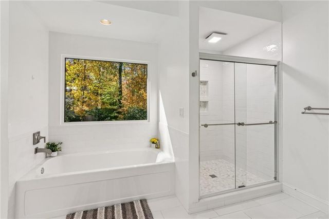 5460 E Idlewood Lane, Atlanta, GA 30327