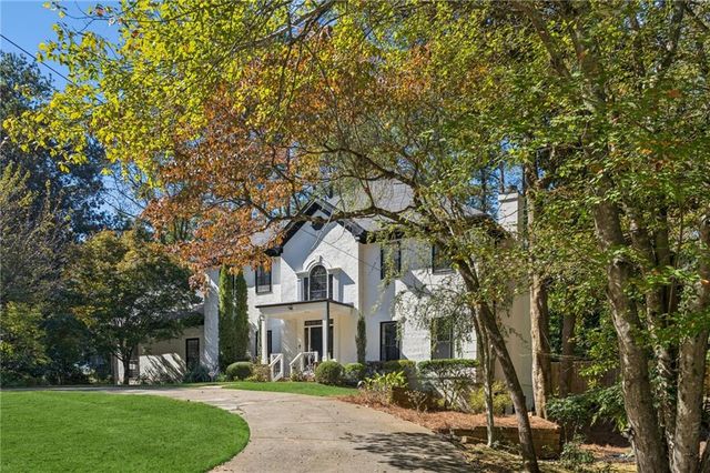 5460 E Idlewood Lane, Atlanta, GA 30327