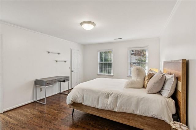 5460 E Idlewood Lane, Atlanta, GA 30327