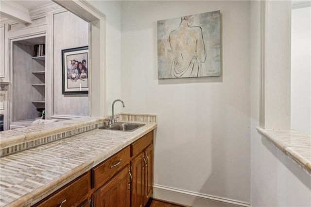 5460 E Idlewood Lane, Atlanta, GA 30327