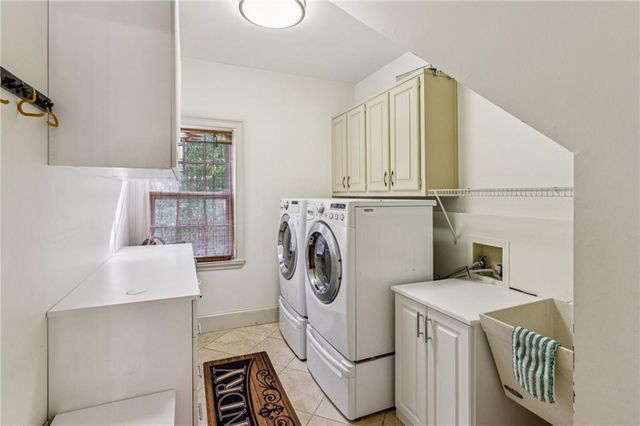 5460 E Idlewood Lane, Atlanta, GA 30327