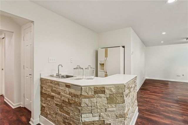 5460 E Idlewood Lane, Atlanta, GA 30327