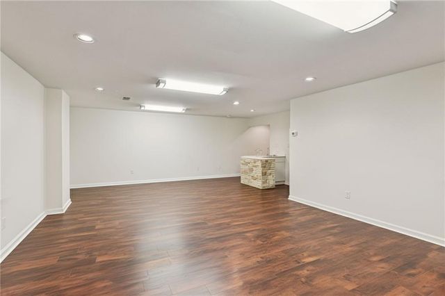 5460 E Idlewood Lane, Atlanta, GA 30327