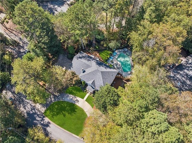 5460 E Idlewood Lane, Atlanta, GA 30327