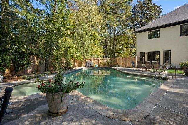 5460 E Idlewood Lane, Atlanta, GA 30327