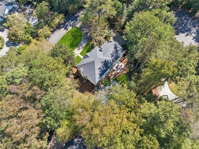 5460 E Idlewood Lane, Atlanta, GA 30327