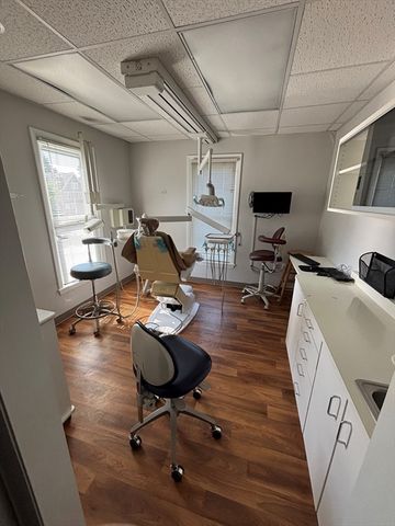 227 Russell St, Worcester, MA 01602
