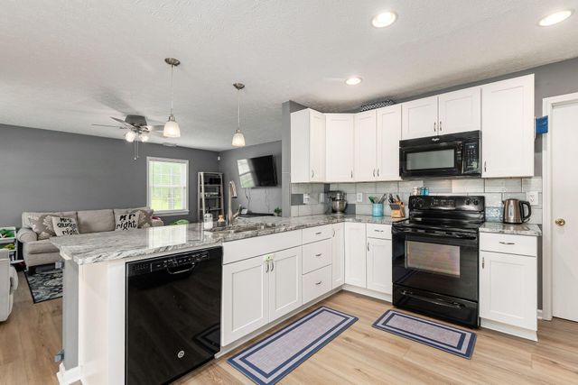 3233 Colony Hill Lane, Columbus, OH 43204