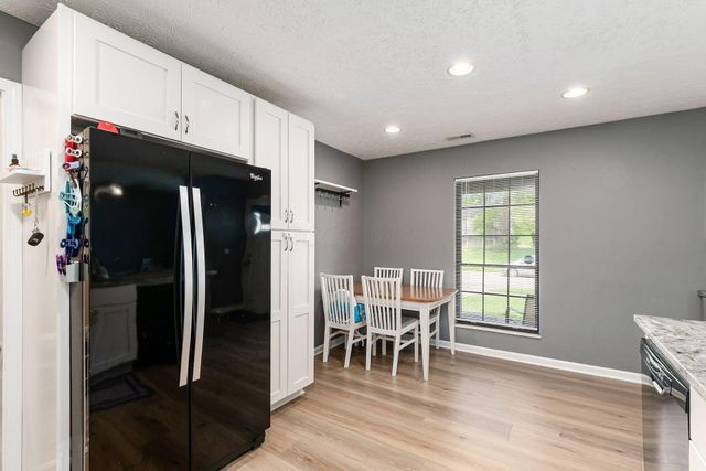 3233 Colony Hill Lane, Columbus, OH 43204