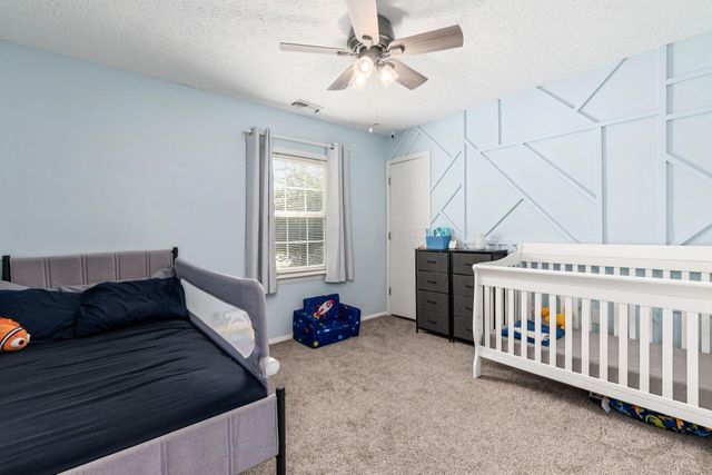 3233 Colony Hill Lane, Columbus, OH 43204