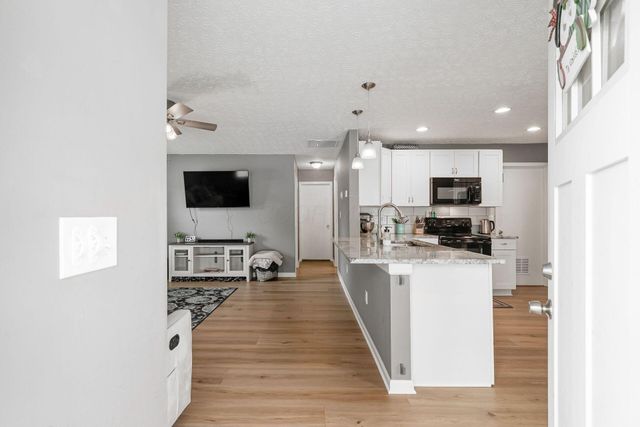 3233 Colony Hill Lane, Columbus, OH 43204