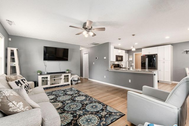 3233 Colony Hill Lane, Columbus, OH 43204