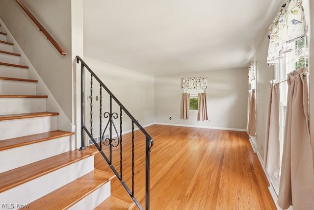 161 Pinehurst Road, Munroe Falls, OH 44262