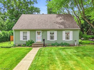 161 Pinehurst Road, Munroe Falls, OH 44262
