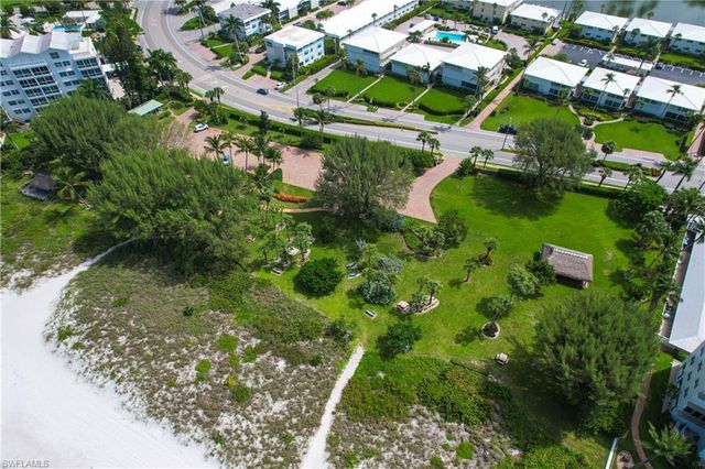 3200 Binnacle DR # C3, Naples, FL 34103