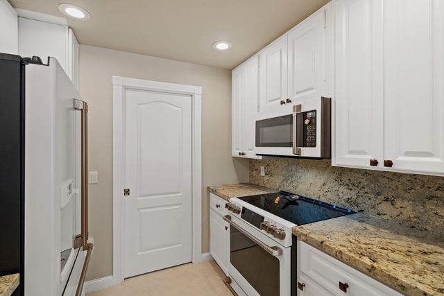 2117 Tigris Drive, West Palm Beach, FL 33411