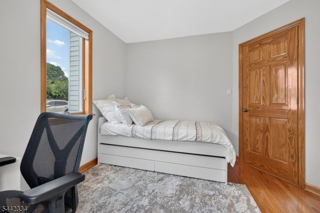 4 Howard Ave, Clifton City, NJ 07013