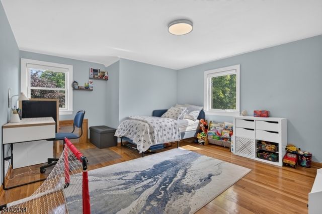 4 Howard Ave, Clifton City, NJ 07013