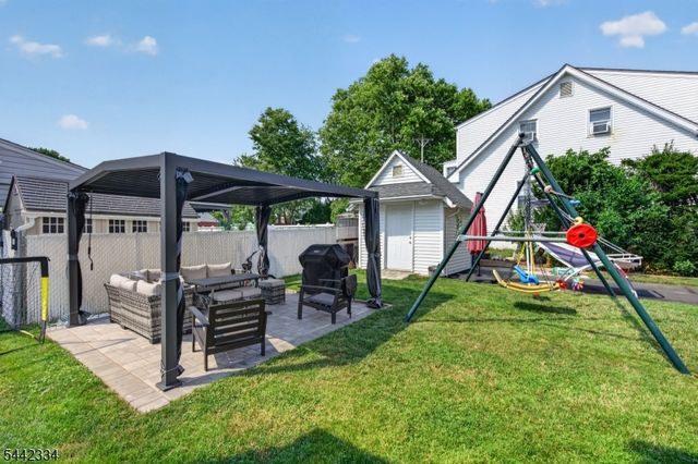 4 Howard Ave, Clifton City, NJ 07013