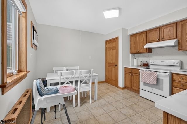4 Howard Ave, Clifton City, NJ 07013
