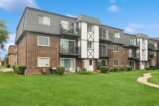 9461 Bay Colony Drive 2N, Des Plaines, IL 60016