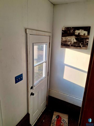 501 N Main St Street, Salem, SD 57058