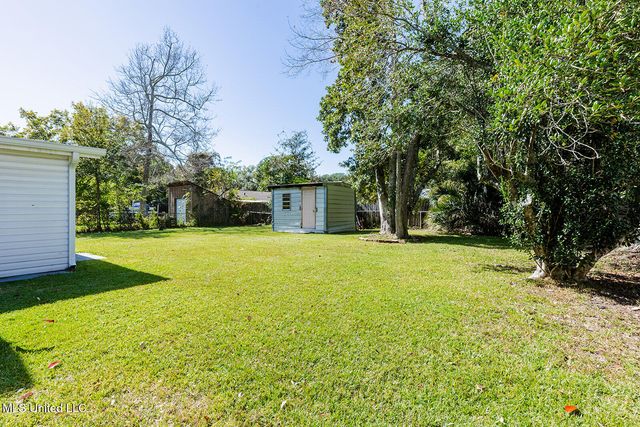 446 Hanley Road, Ocean Springs, MS 39564