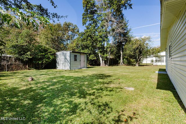 446 Hanley Road, Ocean Springs, MS 39564
