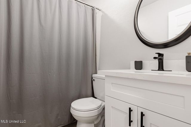 446 Hanley Road, Ocean Springs, MS 39564