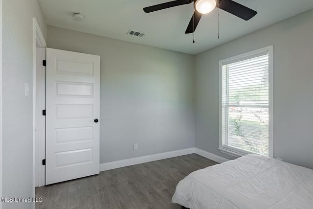 446 Hanley Road, Ocean Springs, MS 39564