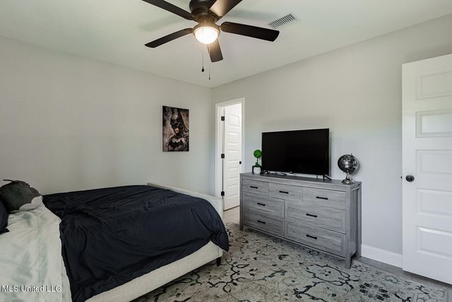 446 Hanley Road, Ocean Springs, MS 39564