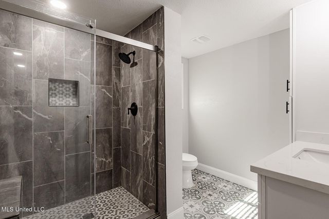 446 Hanley Road, Ocean Springs, MS 39564