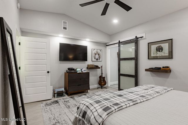 446 Hanley Road, Ocean Springs, MS 39564