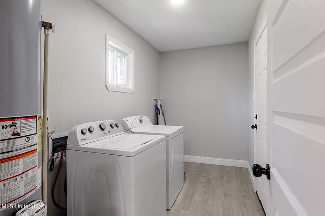 446 Hanley Road, Ocean Springs, MS 39564