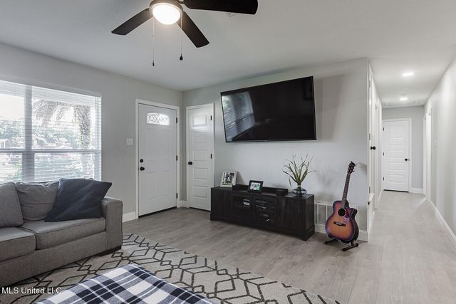 446 Hanley Road, Ocean Springs, MS 39564