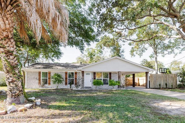 446 Hanley Road, Ocean Springs, MS 39564