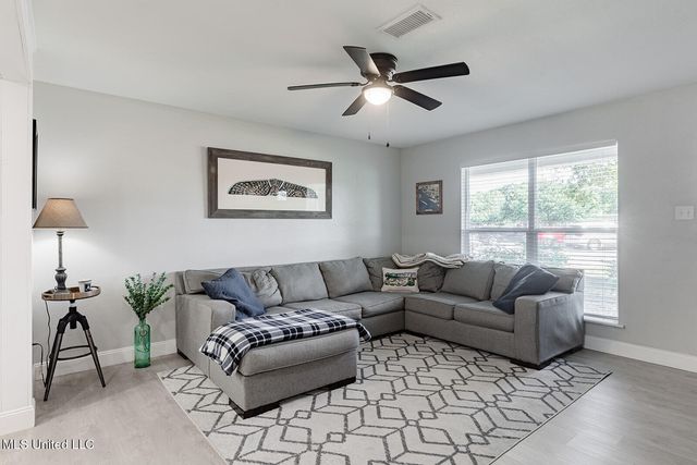 446 Hanley Road, Ocean Springs, MS 39564