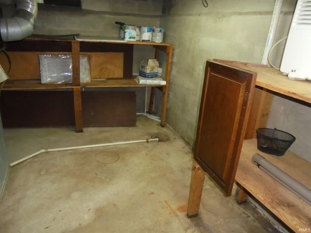 1709 Tecumseh Street, Fort Wayne, IN 46805