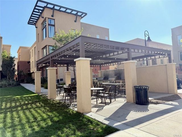 422 W Route 66 39, Glendora, CA 91740