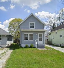 2445 Talbot Street, Cuyahoga Falls, OH 44221