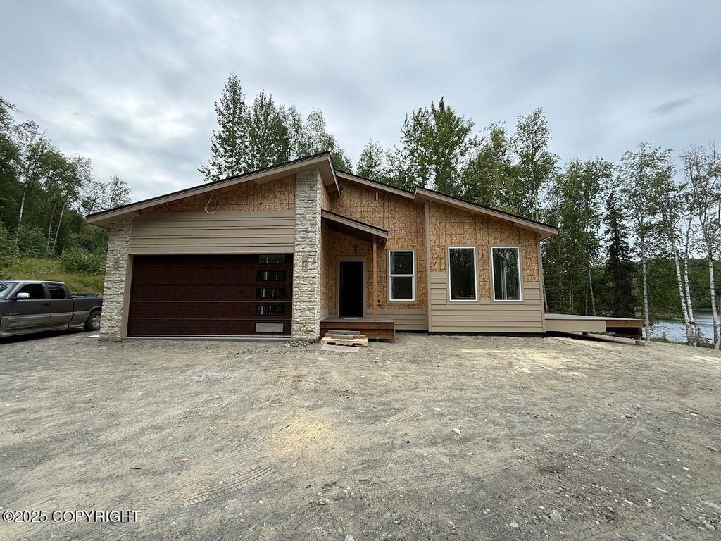 6219 S Emerald Way, Big Lake, AK 99652
