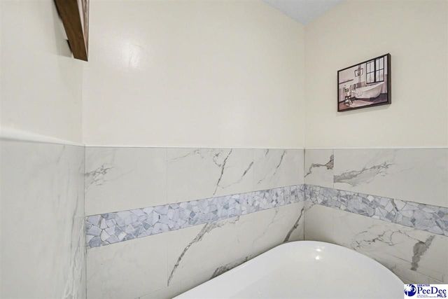 1225 Oakdale Drive, Florence, SC 29501