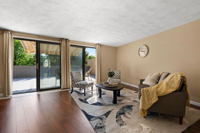 4545 W PINE STREET, Appleton, WI 54914