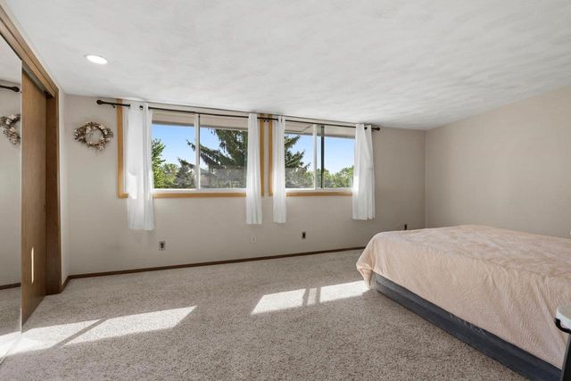 4545 W PINE STREET, Appleton, WI 54914